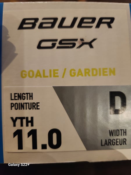 Youth Used Bauer Hockey Skates Regular Width Size 11