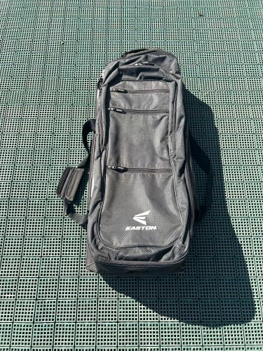 Used Easton Wheel Catchers Bag (Check Description)