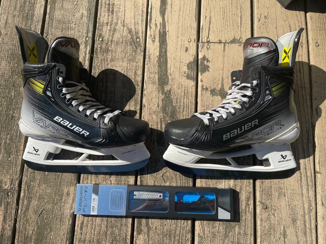Bauer Vapor Hyperlite 2 Size 10 Fit 3 Hockey Skates Plus Extra Steel
