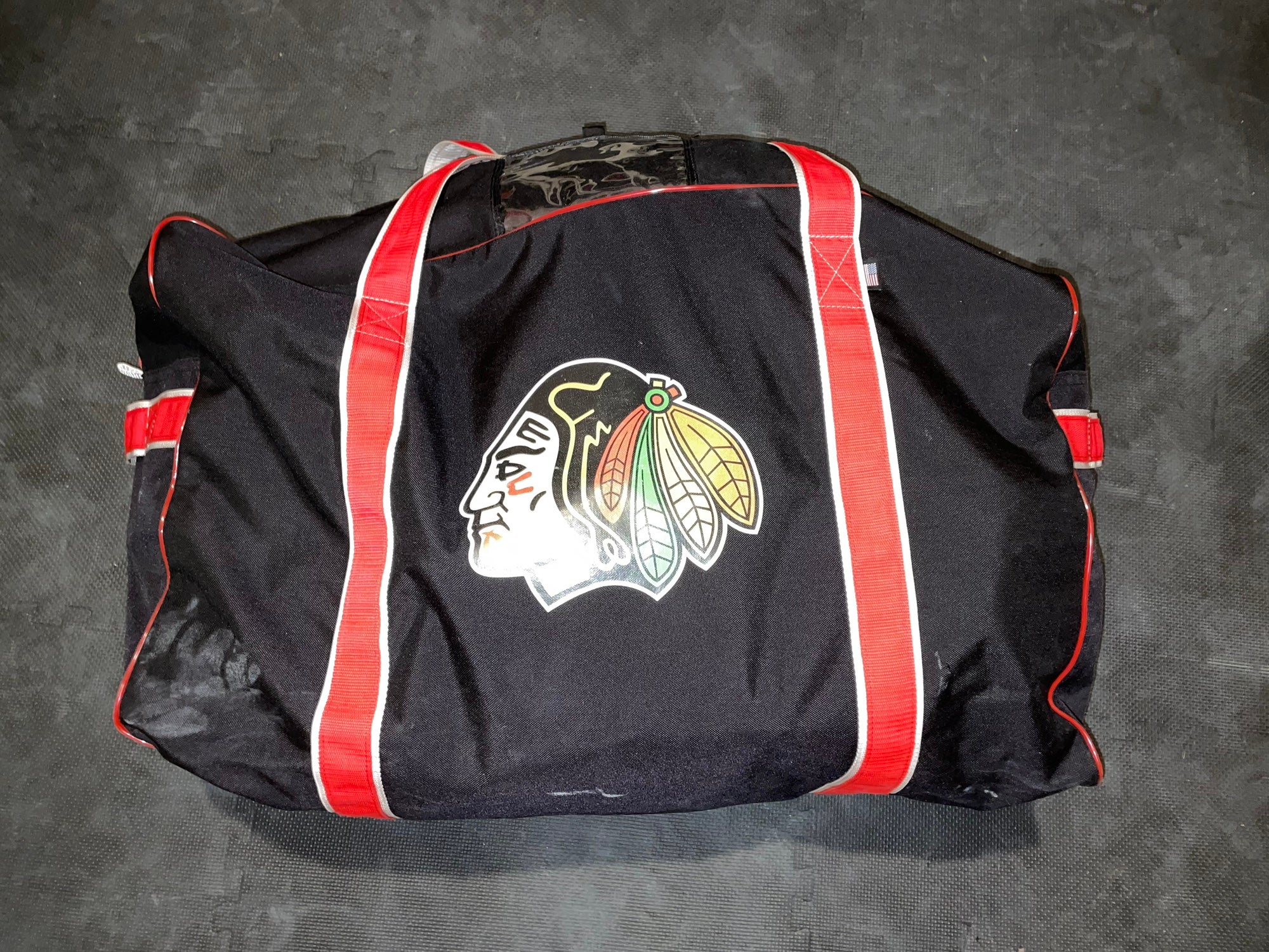 Pro Shop Chicago Blackhawks Backpack Gifts  Chicago blackhawks gifts, Chicago  blackhawks, Blackhawks