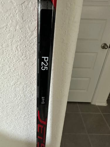 Senior Left Hand P08 Pro Stock Jetspeed FT4 Pro Hockey Stick