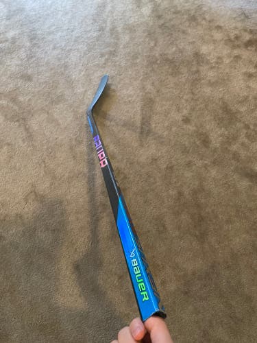 Junior Right Handed P88 Nexus Sync Hockey Stick