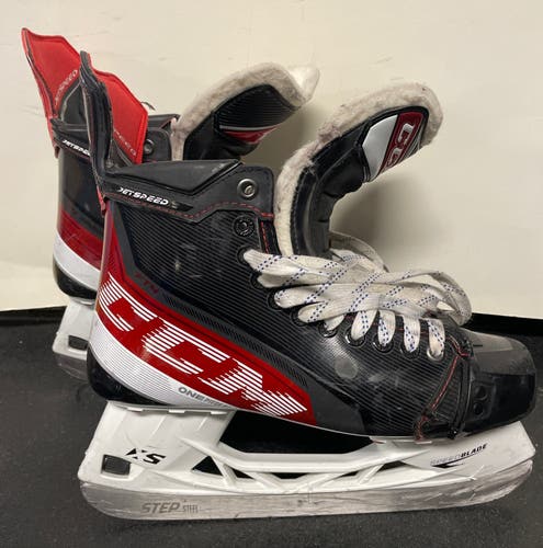 Used CCM JetSpeed FT4 Hockey Skates 9R