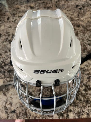 Bauer reakt 95 hockey helmet