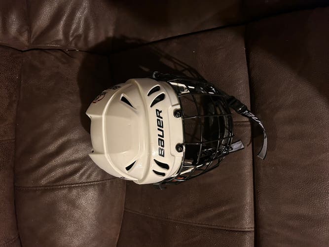 Used Youth Bauer  M10 Helmet