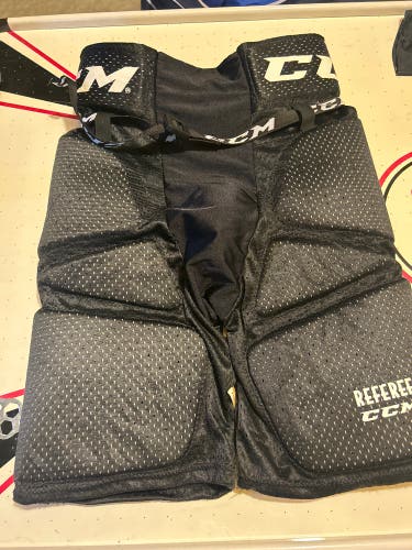 Used Medium CCM PG9 Referee Girdle Hockey Pants