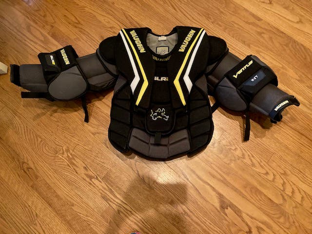 Used XXL Vaughn Ventus SLR2 Goalie Chest Protector