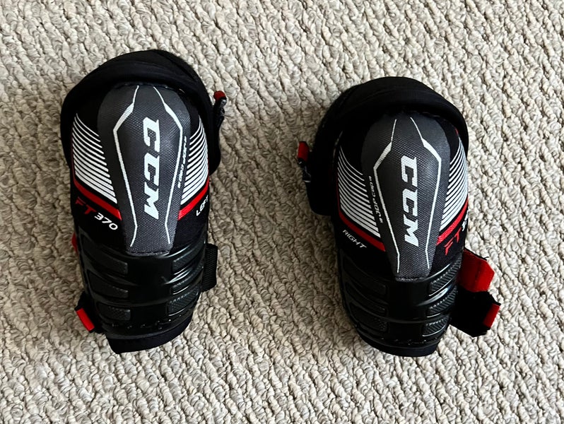 CCM JetSpeed FT370 Elbow Pads, Junior Medium