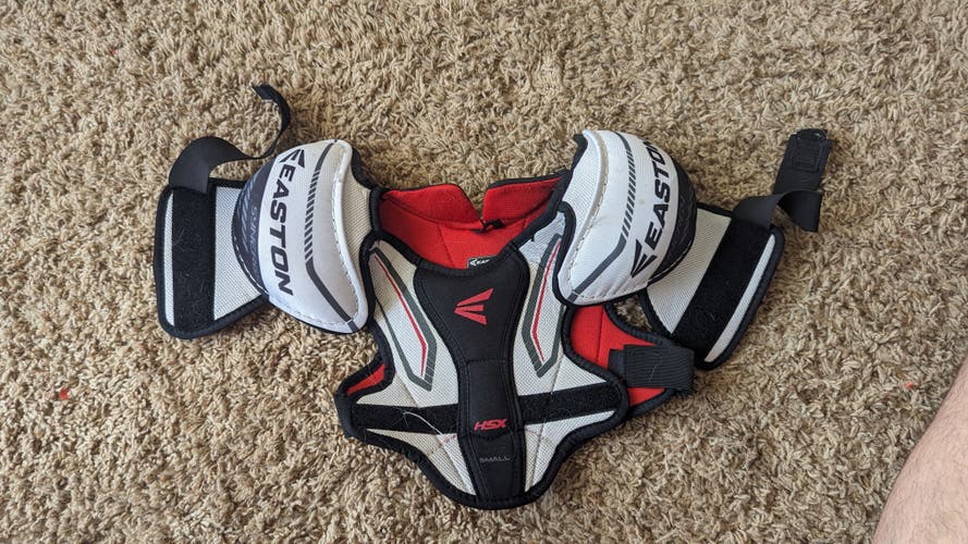 Youth Used Small Easton Synergy Shoulder Pads