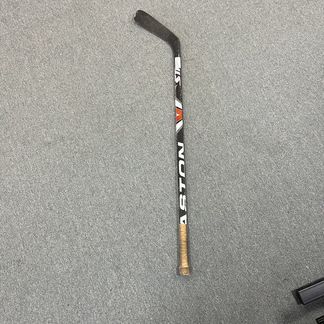 Easton Synergy Youth Abs Core Wood Hockey Stick ( A118430 ) 