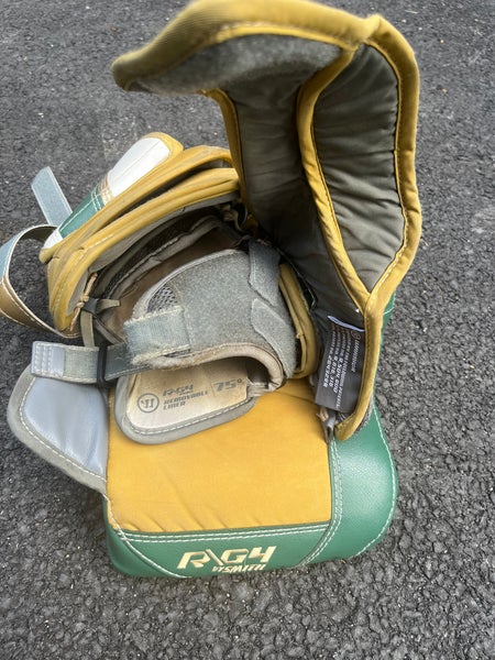 Warrior G4 Pro Glove and Blocker