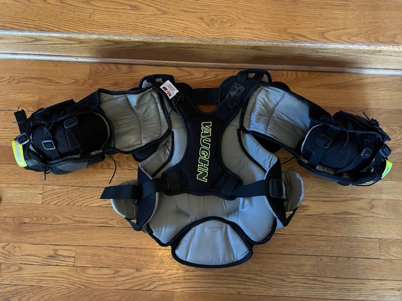 Used Large Vaughn Velocity VE8 Junior Goalie Chest Protector