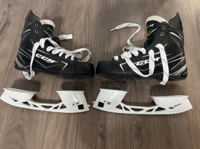Used CCM Regular Width  Size 8.5 RibCor 70K Hockey Skates ** See Description**