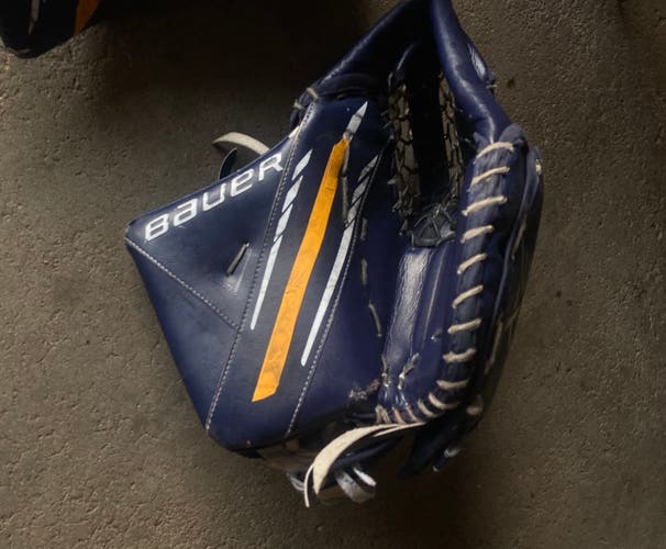 Bauer Navy Goalie Leg Pads, Glove & Blocker
