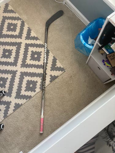 Bauer Hyperlite stick