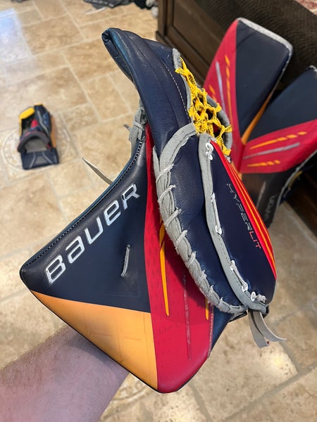 Bauer Vapor HyperLite Pro Custom Senior Custom Goalie Leg Pads