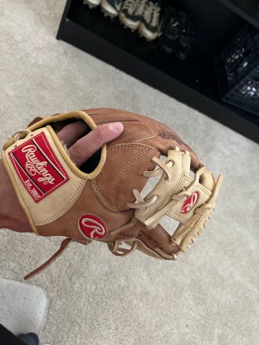 Rawlings gold glove