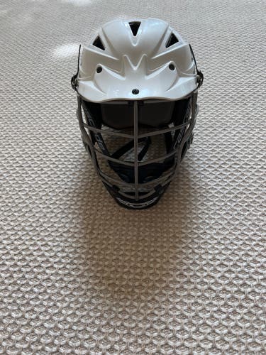 Used Player's Cascade CPV-R Lacrosse Helmet