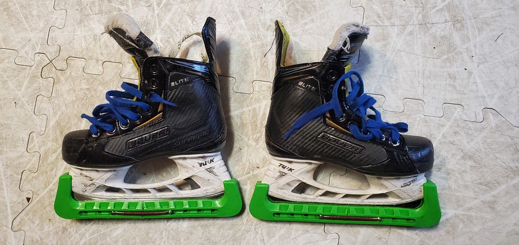 Used Bauer Supreme Hockey Skates Size 1.5