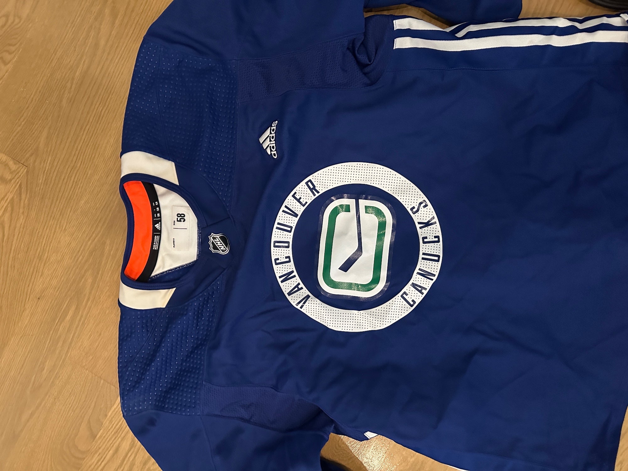 Vancouver Canucks Blue Adult Size 56 Adidas Jersey | SidelineSwap