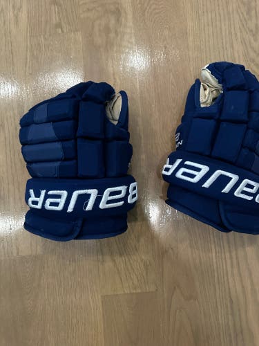 Vancouver Canucks Bauer 14" Pro Stock Nexus 2N Gloves