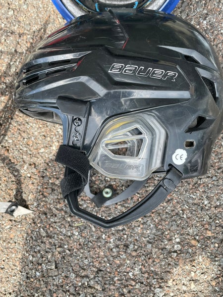 Used Youth Bauer Re-Akt 95 Helmet