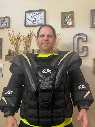 Brian’s Bstar Chest and Arm Protector Size L. B-Star Chesty used/good condition
