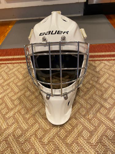 New Senior (S/M) Bauer 930 Goalie Mask