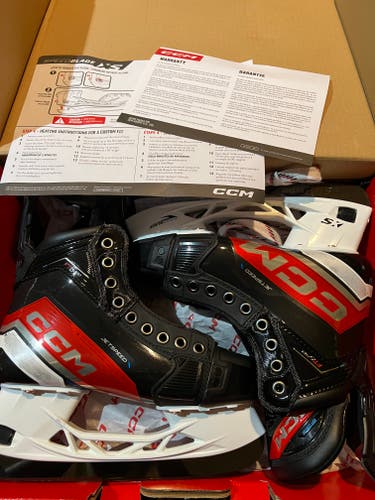 Intermediate CCM JetSpeed FT6 Pro Skates Regular Width Size 4