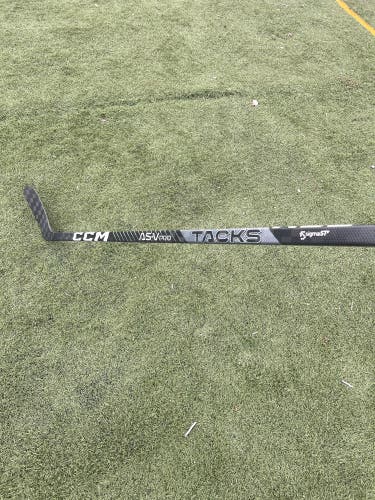 New 2 Pack Pro Stock CCM Trigger 8 Pro 80 Flex P28 Max Blade (Dressed As ASV Pro)