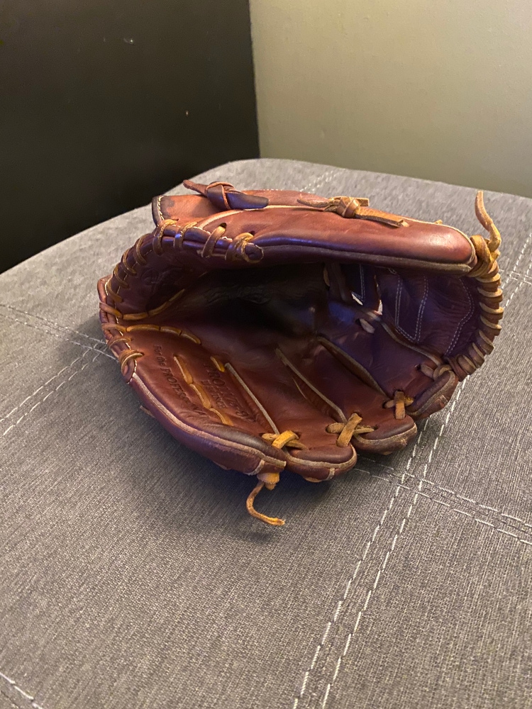 Infield 11.75" Heart of the Hide Baseball Glove