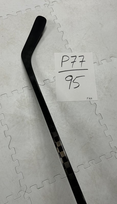 Senior(1x)Right P77 95 Flex PROBLACKSTOCK Pro Stock Hockey Stick