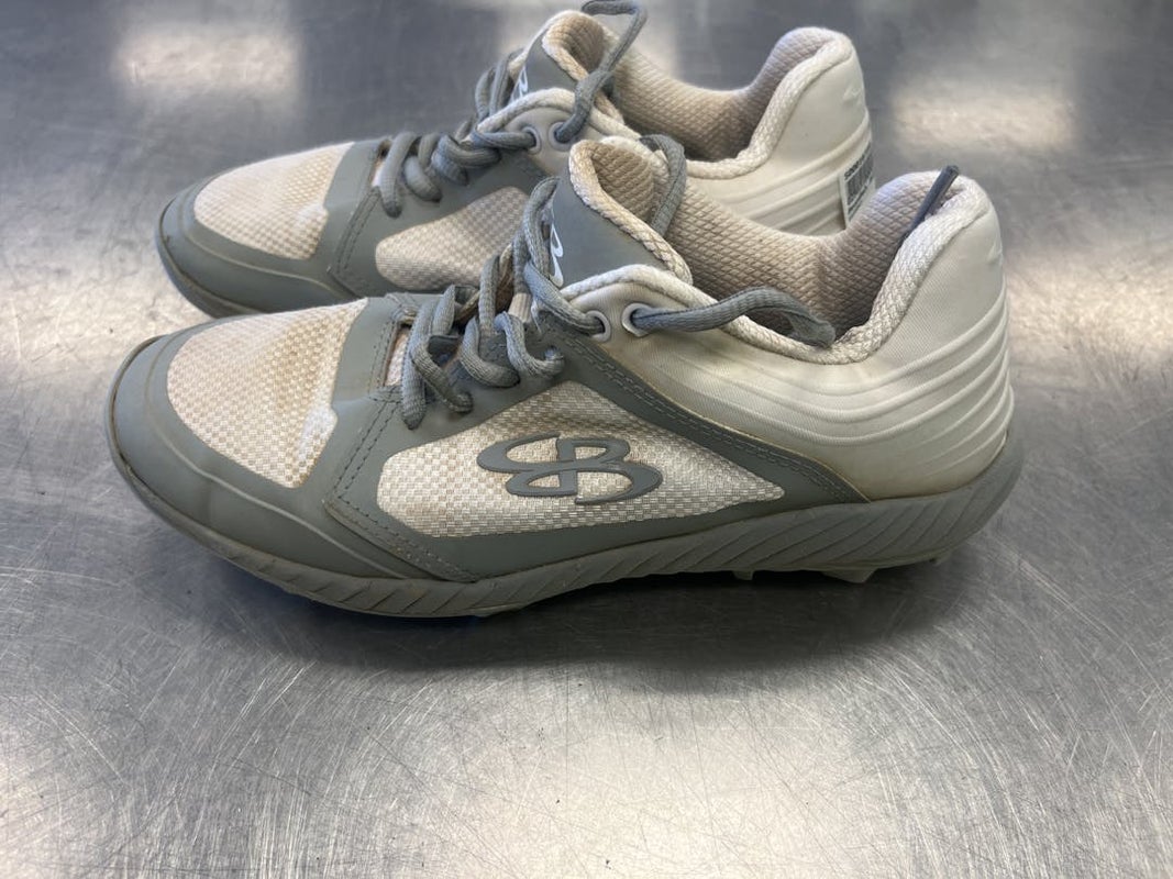 Used Boombah Boombah Youth 06.5 Baseball And Softball Cleats SidelineSwap