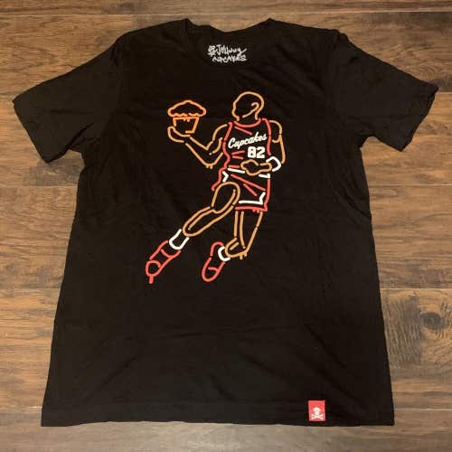Johnny Cupcakes Air Johnny Frosting Limited Timed Small Batch Parody Shirt Sz Lg