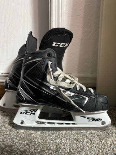 Used CCM Regular Width  Pro Stock Size 8 RibCor 70K Hockey Skates