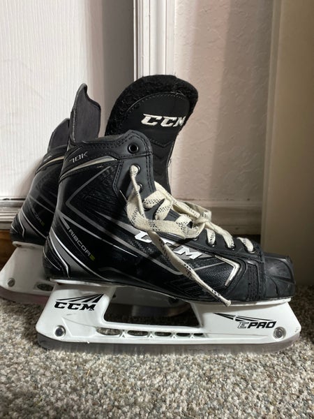 Used CCM Regular Width Pro Stock Size 8 RibCor 70K Hockey Skates