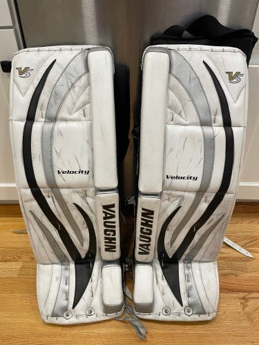 31" Vaughn Velocity V5 Goalie Leg Pads