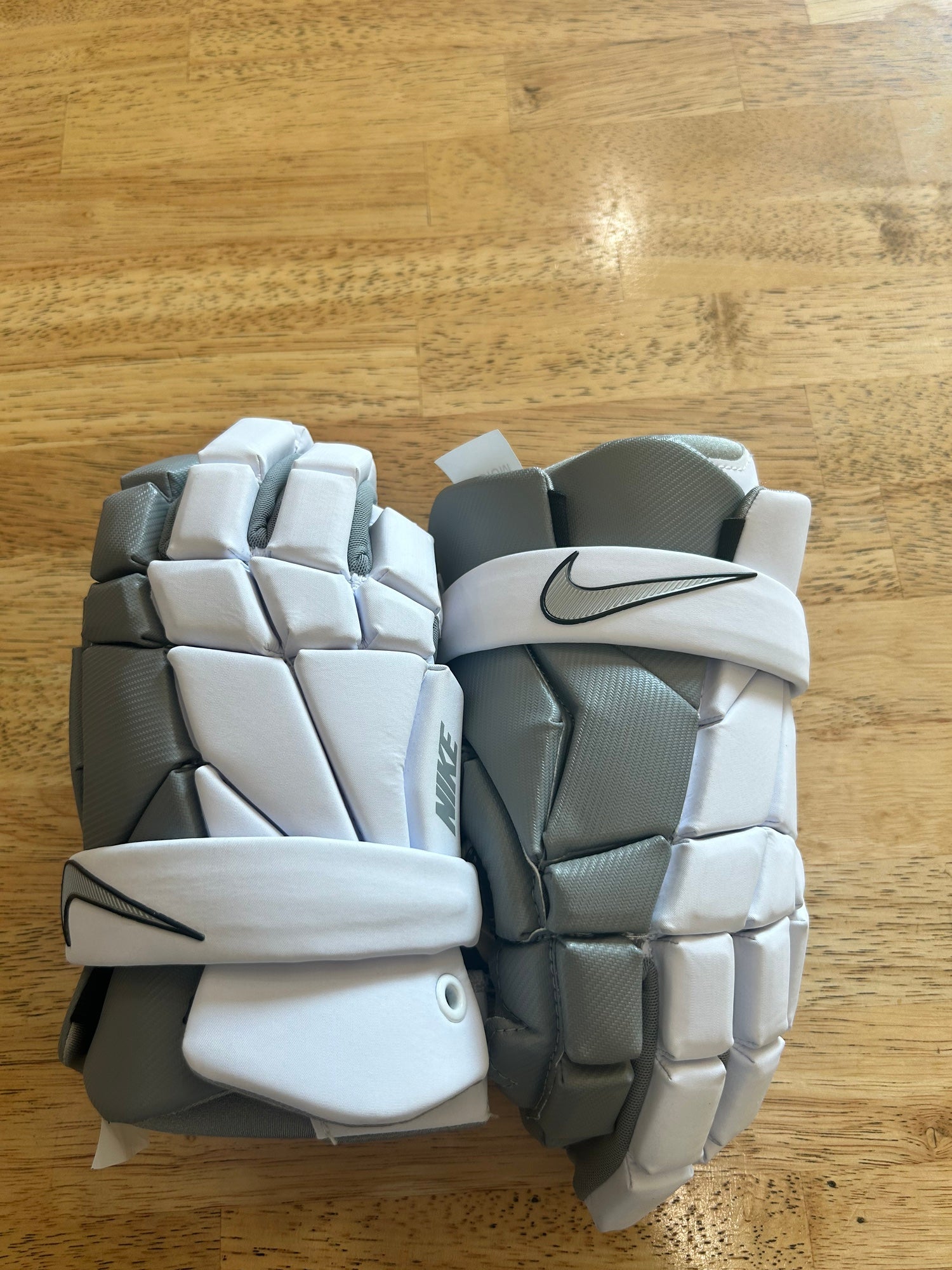 Nike Vapor Select Lacrosse Gloves White / Medium