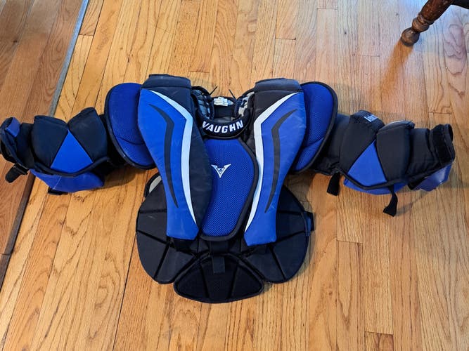 Junior Used Medium/Large Vaughn Goalie Chest Protector