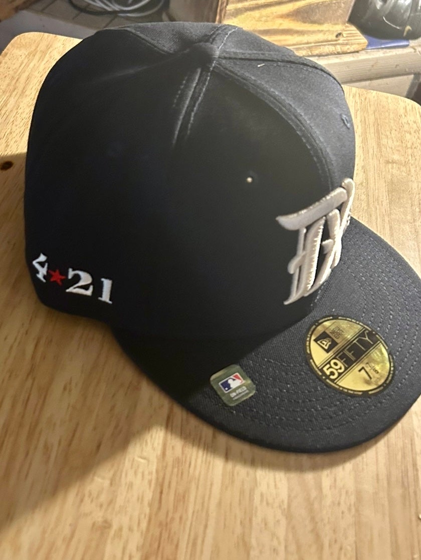 Texas Rangers 2023 MLB City Connect LP59FIFTY Navy Blue New Era Fitted Hat