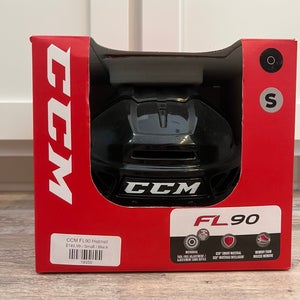 New Senior Small CCM FL90 Helmet B R5 S3 L2
