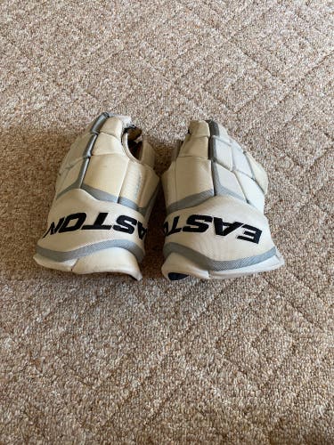 Used Easton 14" Gloves