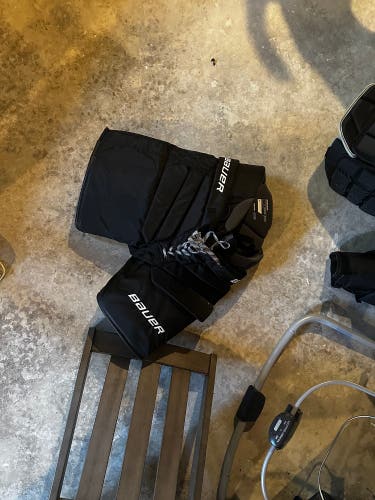 Used Medium Bauer  Elite Hockey Goalie Pants