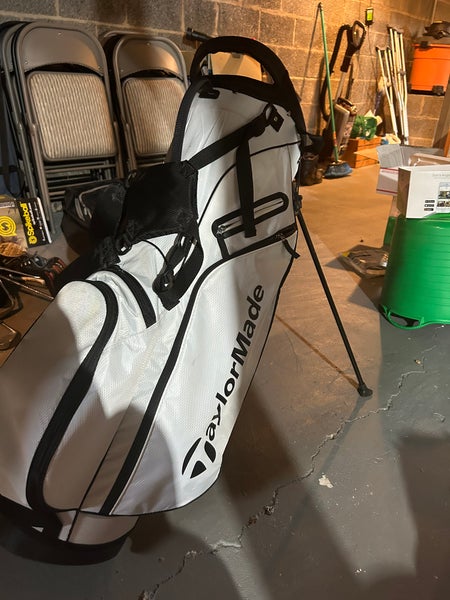 TaylorMade White And Black Stand Bag