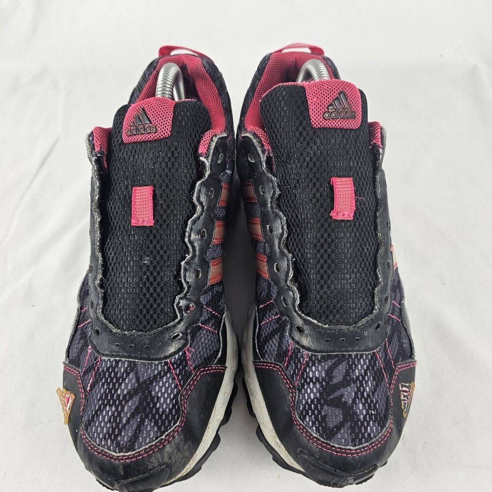 mud release surface adidas