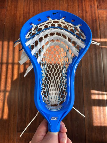 New ‘Brilliant Blue’ Lakota 3 Head