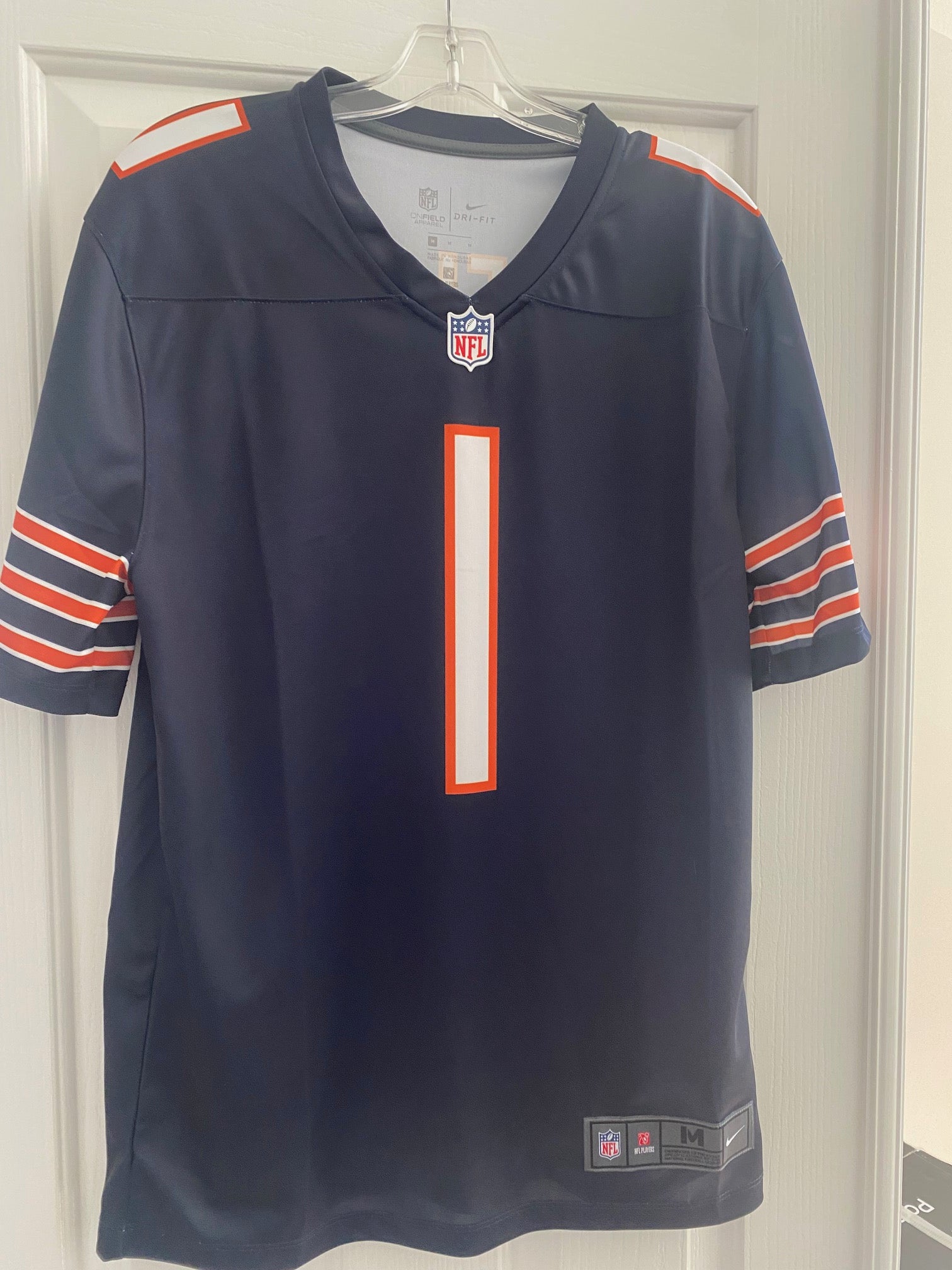 Chicago Bears Justin Fields Jersey size Medium