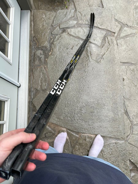 (Two-Pack) Senior RH CCM P28 95 Flex Pro Stock Super Tacks 2.0 Hockey Sticks