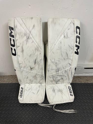 CCM Axis 2 Goalie leg pads