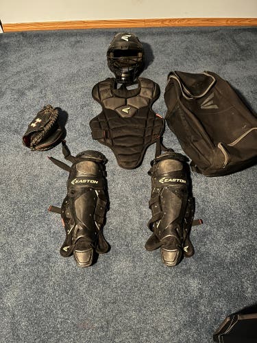 Easton Youth Catcher’s Set